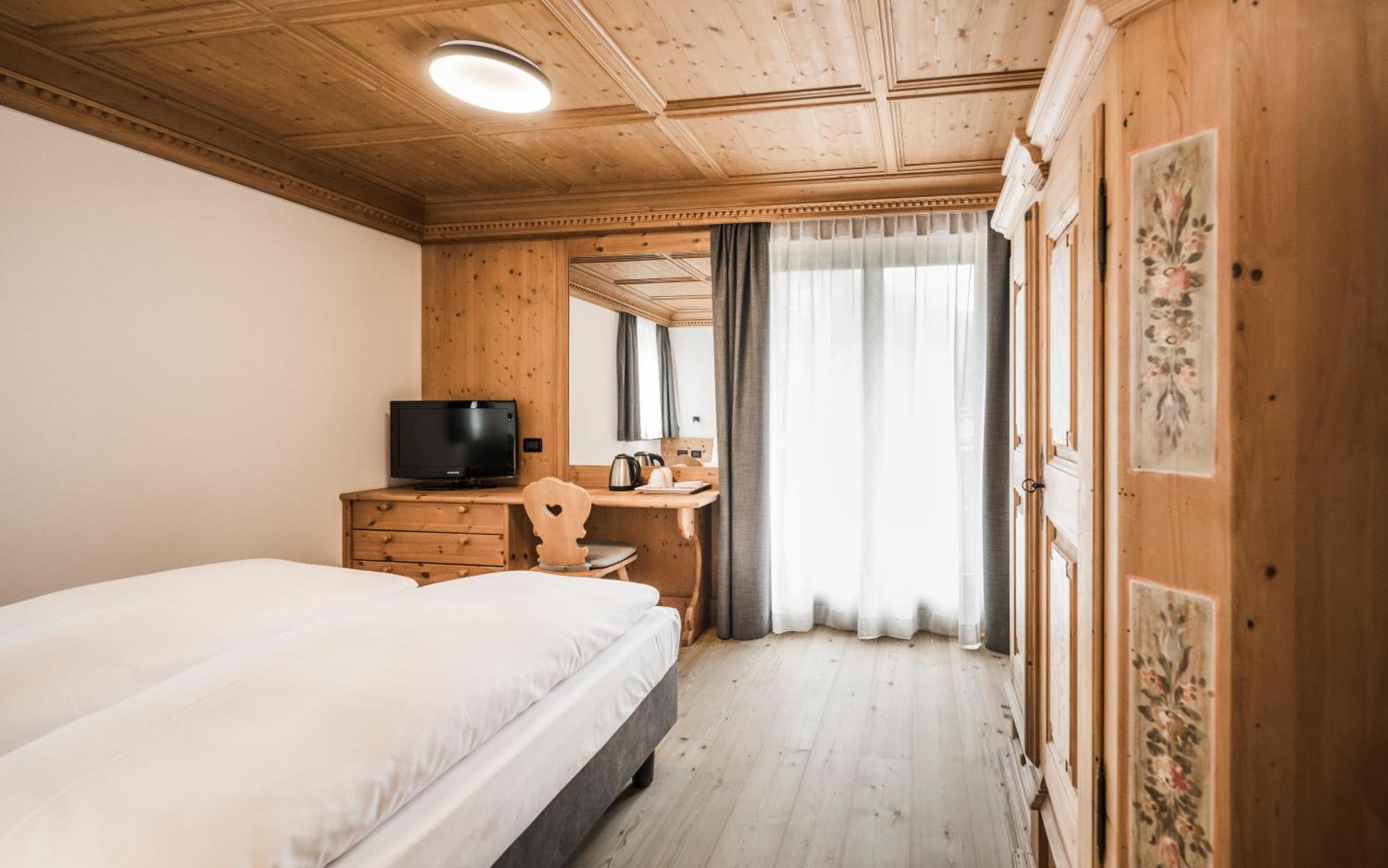 Hotel Ladinia La Villa  Buitenkant foto